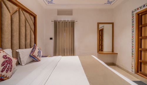 Presidential Room