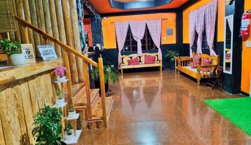 Quadruple Room with Private Bathroom