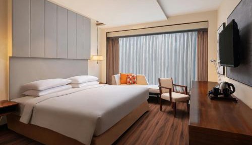 Superior Room:1 King also with 20% Discount on Food&Beverage 