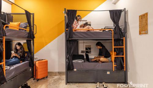 Bed in 6-Bed Mixed Dormitory Room