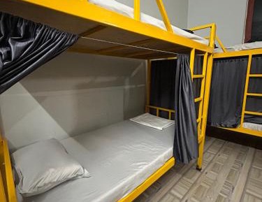 Bed in 8-Bed Mixed Dormitory Room