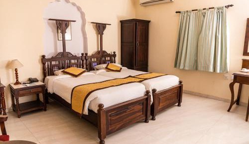 Deluxe Double or Twin Room