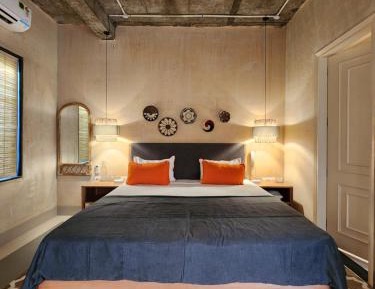 Superior King Room
