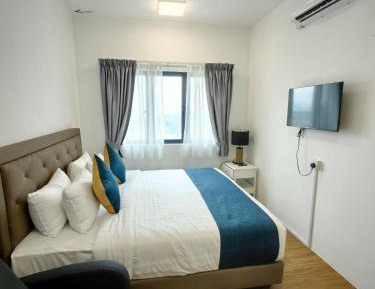 Six-Bedroom Apartment