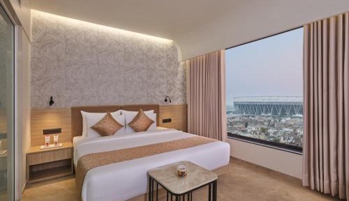 Deluxe King Room