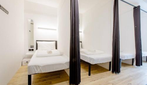 Single Bed in Dorm with Shared Bath
