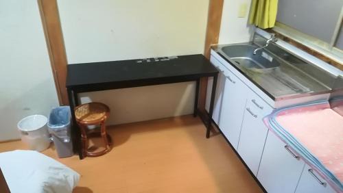 Economy Triple Room with Shared Bathroom