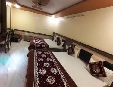 Deluxe Quadruple Room