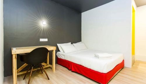 Standard Queen Room