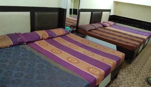 Bunk Bed in Mixed Dormitory Room