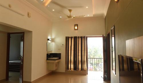 Apartment with Balcony
