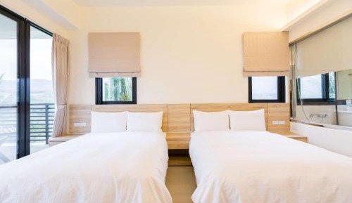 Quadruple Room with Mountain View