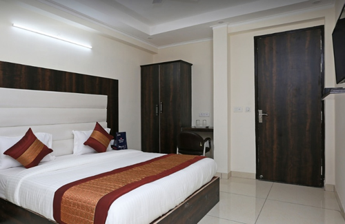 Bani Park Hotel | Hotel Paramount