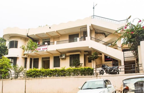 Mount Abu Hotel | Hotel Parash New (A complete family hotel)