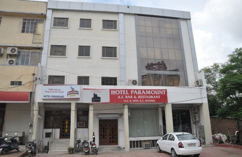 Bani Park Hotel | Hotel Paramount