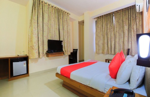 Malviya Nagar Hotel | OYO 15782 Hotel Royal Residency