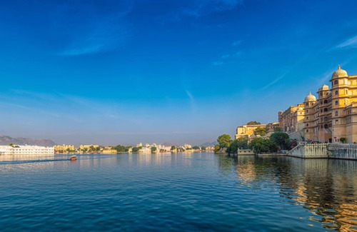 Udaipur City Centre Hotel | Hotel Vinayakam