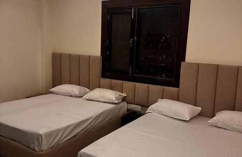 Haridwar Hotel | HOTEL KAPIL ROYAL INN