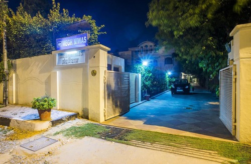 Bani Park Hotel | Hotel Meghniwas
