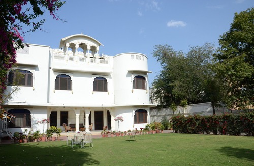 Bani Park Hotel | Hotel Meghniwas