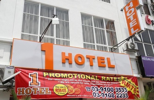 Bandar Tun Razak Hotel | 1 Hotel Taman Connaught