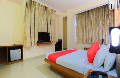 Malviya Nagar Hotel | OYO 15782 Hotel Royal Residency