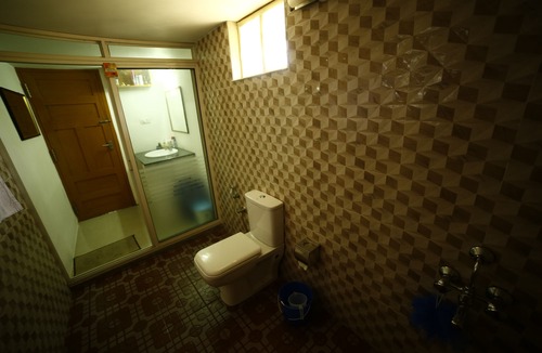 Kumbalam Hotel | Cochin Cove Homestay