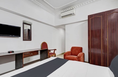 Statue Hotel | Collection O Teekay International