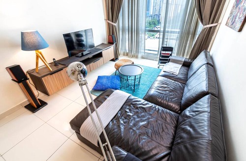 Kuala Lumpur Apartment | Sleep 7 furnish city centre fibre long short stay