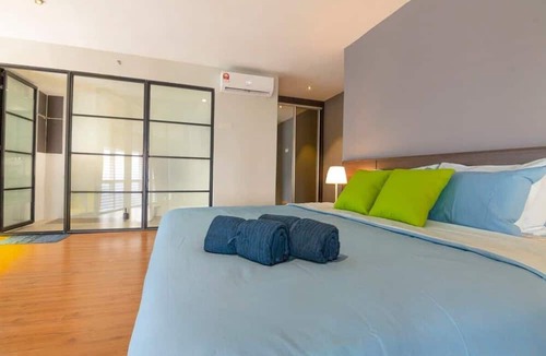 Damansara Perdana Apartment | A Homely & Chic High Floor 2BR Empire City Loft