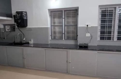 Kottayam House | Genesis spaces AC upto 4 guests Kottayam