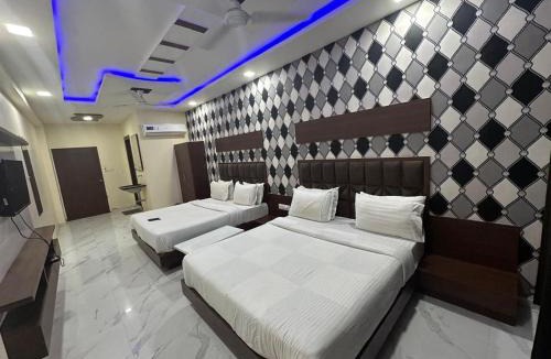 Vadodara Hotel | Hotel Moon View