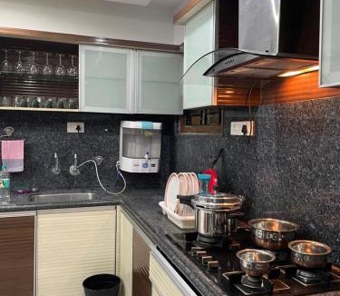 Kondapur Apartment | Stylish 1BHK Flat in Kondapur Near by AMB MALL
