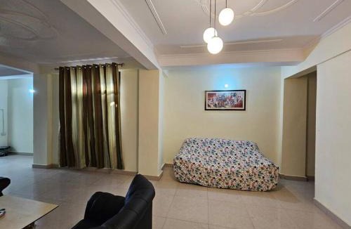 Alambagh Apartment | 3 BHK in Krishna Nagar Lucknow LKOR402
