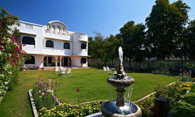 Bani Park Hotel | Hotel Meghniwas